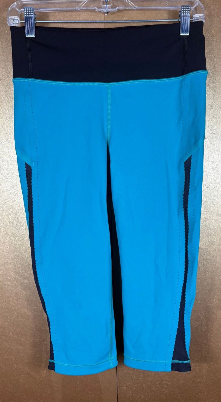 Lululemon Smooth Stride Crop Viridian Green Black Womens Size 6